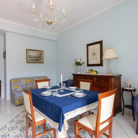 Sorrentovibes - In With Balcony And View * Sorrento