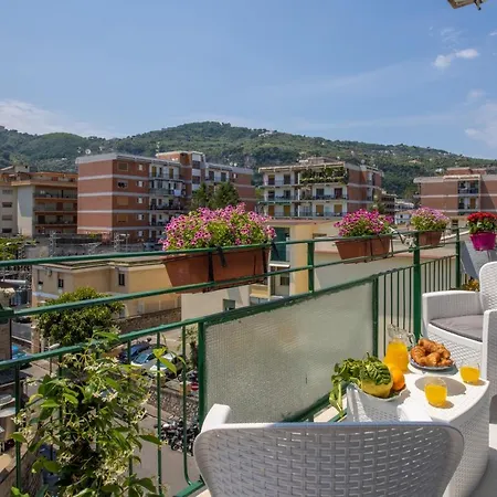 Sorrentovibes - In With Balcony And View * Sorrente